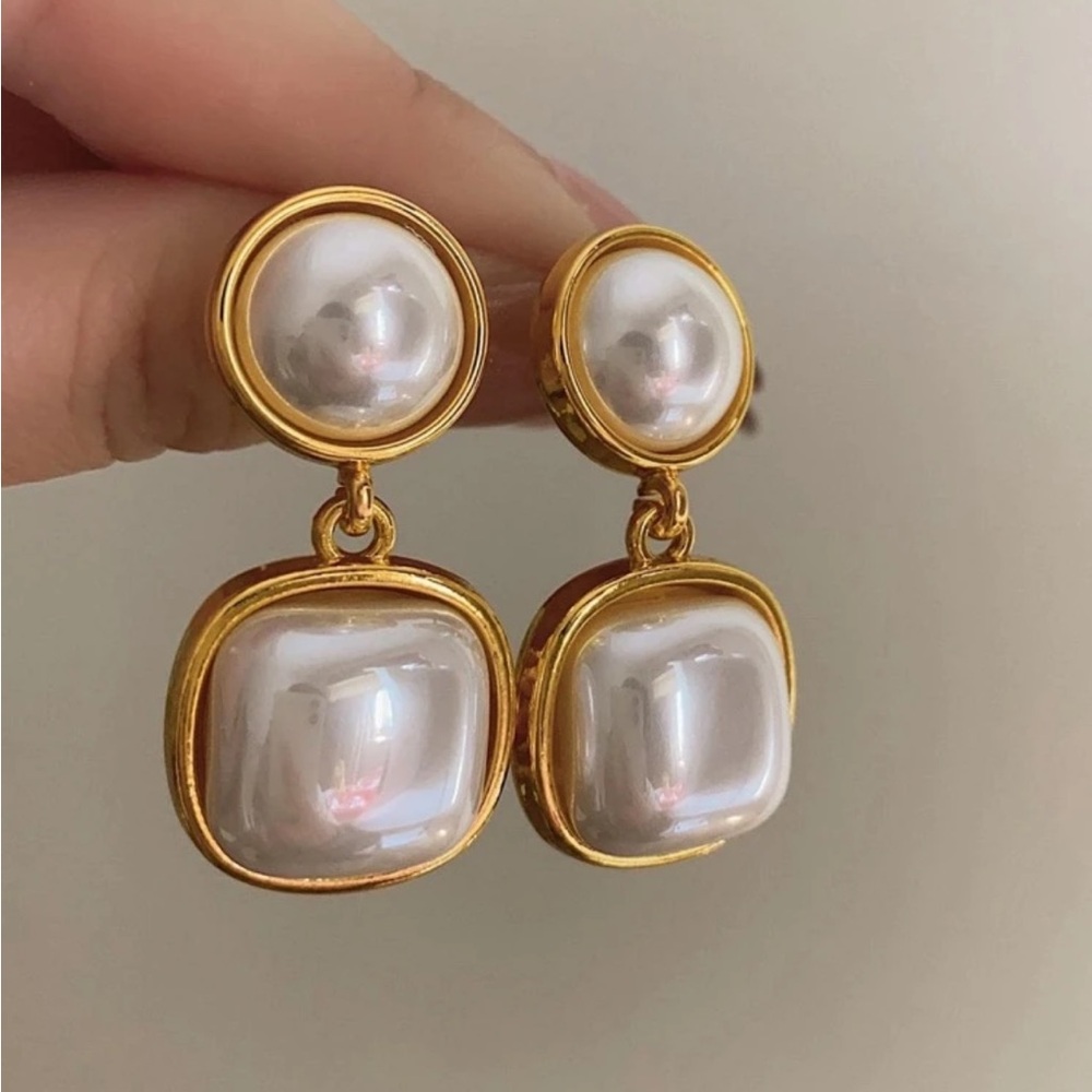 14K GOLD VINTAGE GOLD  PEARL EARRINGS